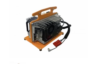 Gyorstöltő szett 50A / 110-220V